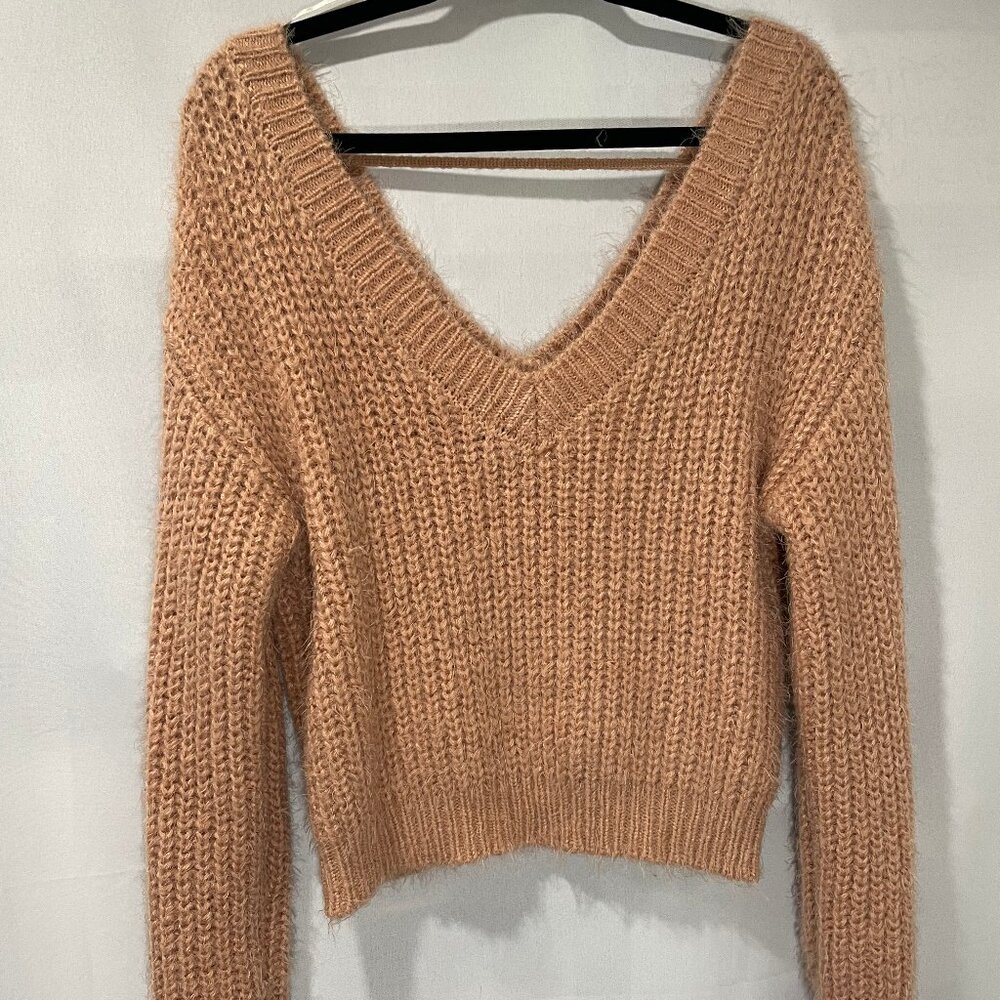 Forever 21 Pullover Deep V Front & Back Fuzzy Warm Sweater Women's Size M